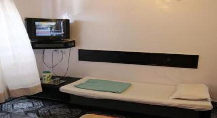 Hotel Rahil International Mahābaleshwar Zewnętrze zdjęcie